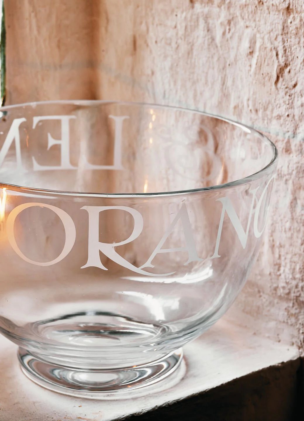 Black Toast Large Crystal Glass Bowl - Image 3