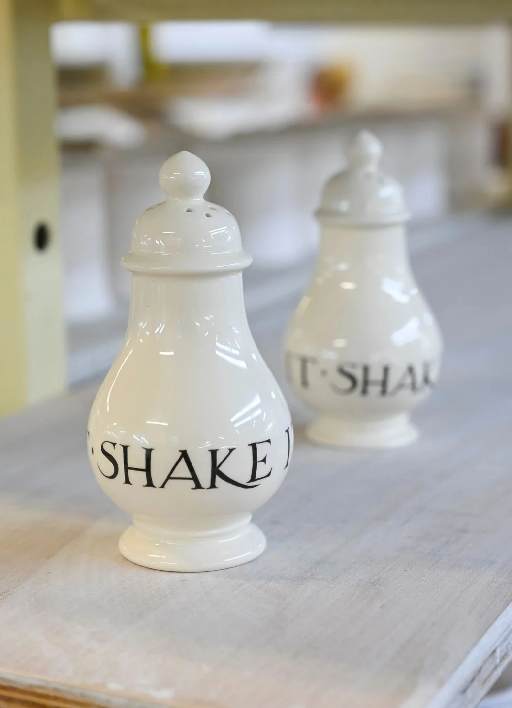 Black Toast Sugar Shaker - Image 6
