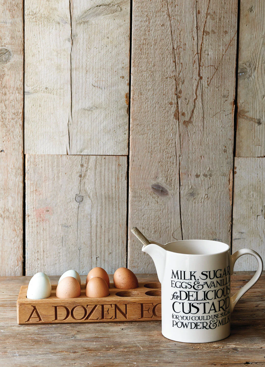 Black Toast Wooden Eggs Holder - Image 6