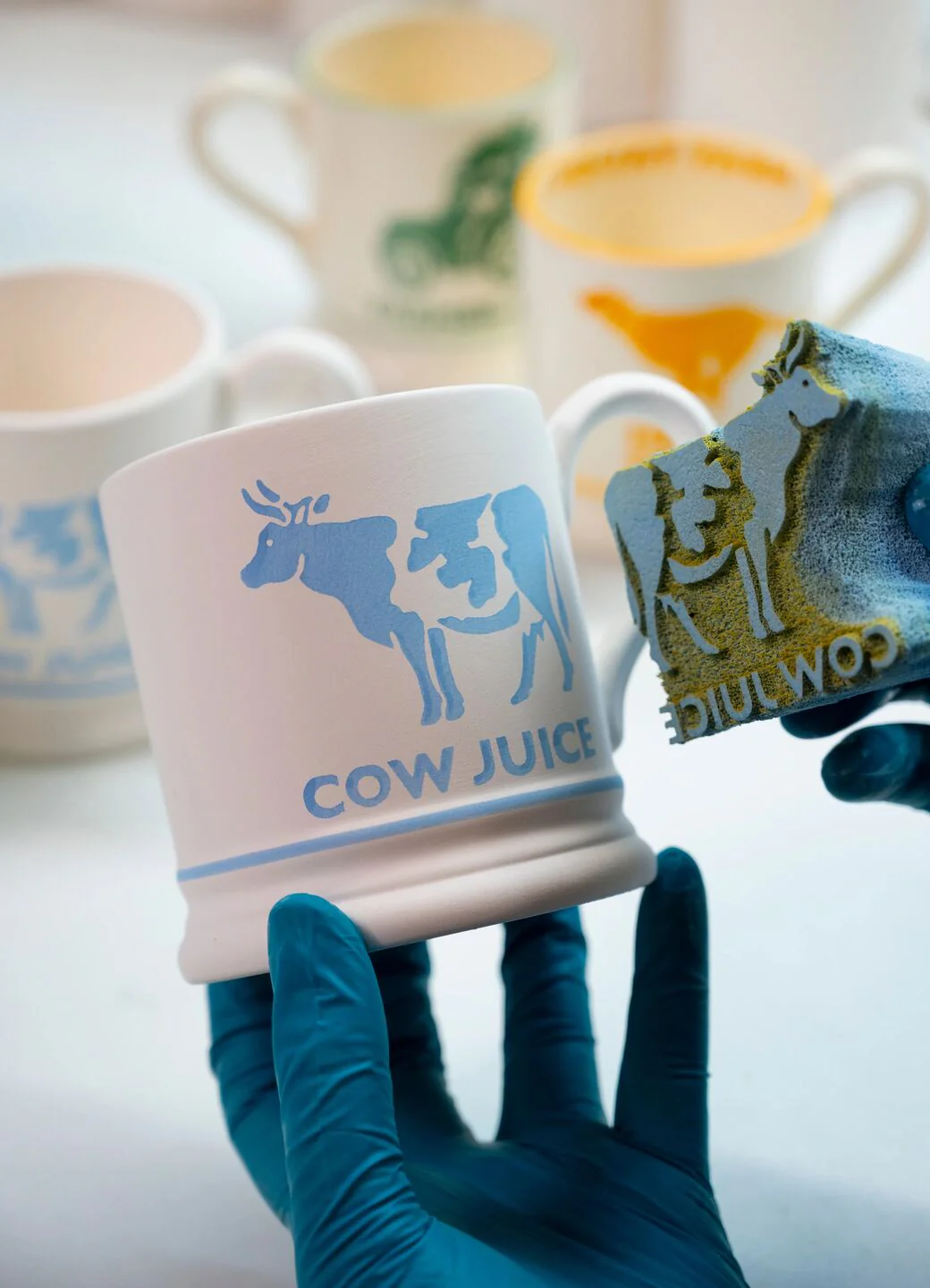 Diddly Squat Farm: Cow Juice 1/2 Pint Mug - Image 3