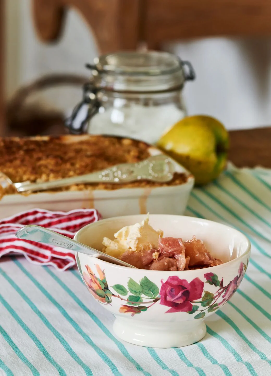 Granny's Roses French Bowl - Image 6
