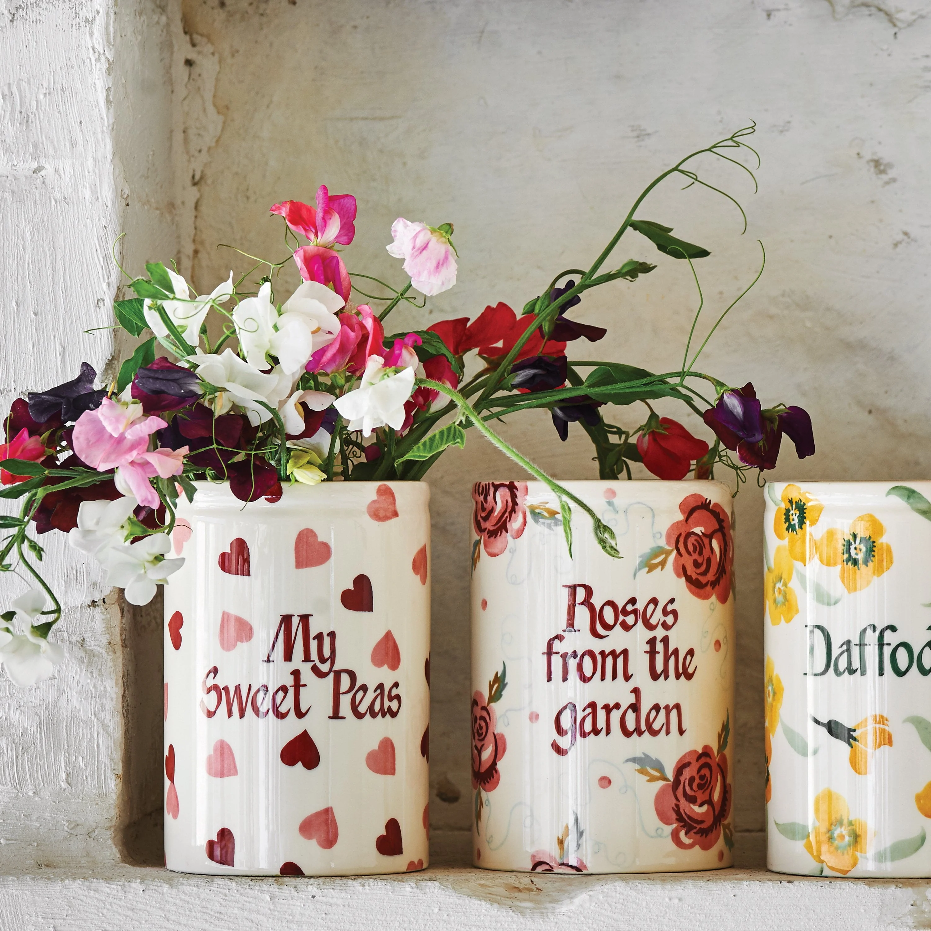 Personalised Pink Hearts Medium Vase - Image 4
