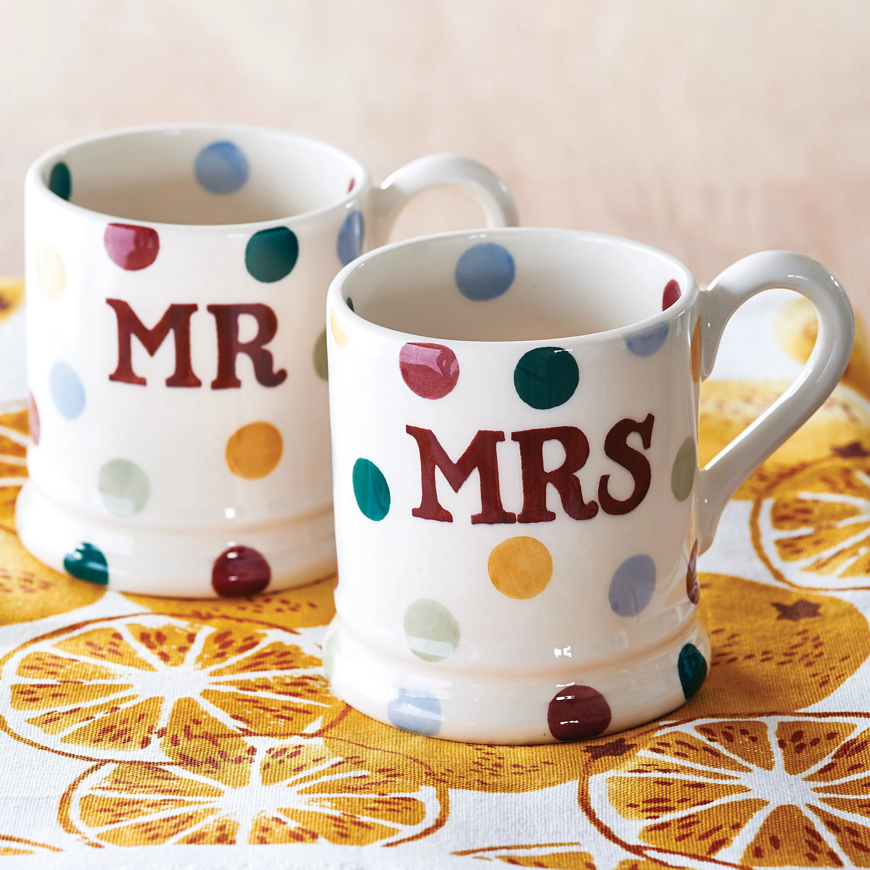 Polka Dot 'Mr & Mrs' Set of 2 1/2 Pint Mugs Boxed - Image 9