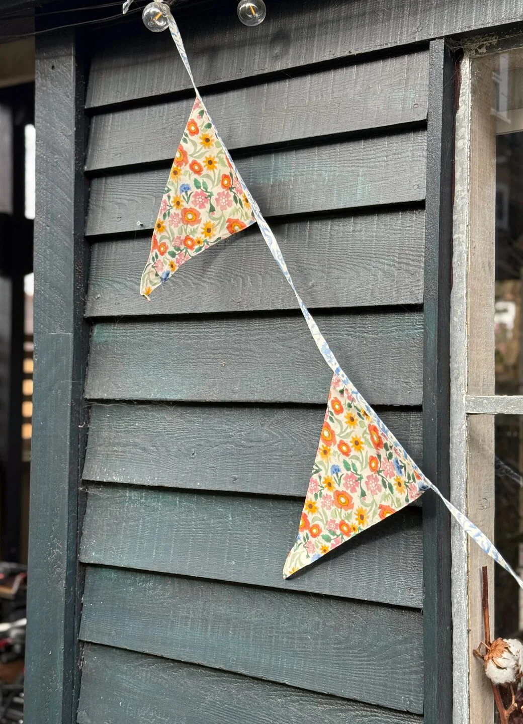 Poppies & Pinks Bunting - Image 4