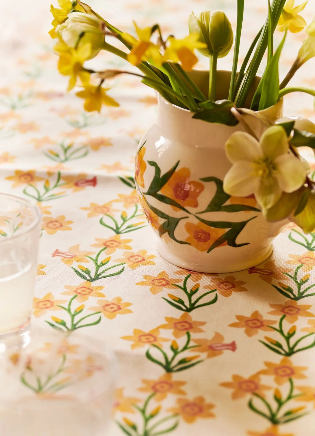 Windblown Daffodils  Runner - Image 2